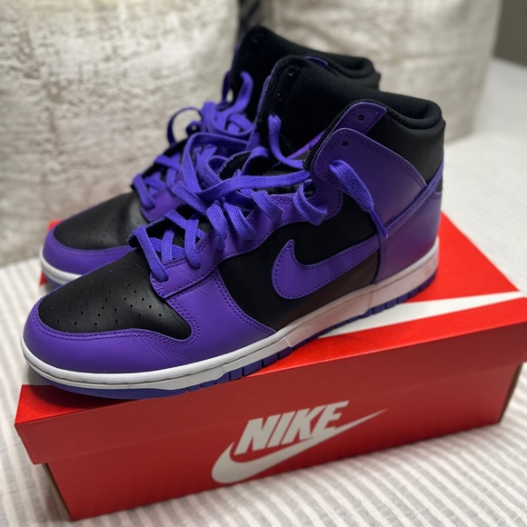 NIKE: Purple/Black High-Top Dunks - Size 11.5 - Picture 3 of 9